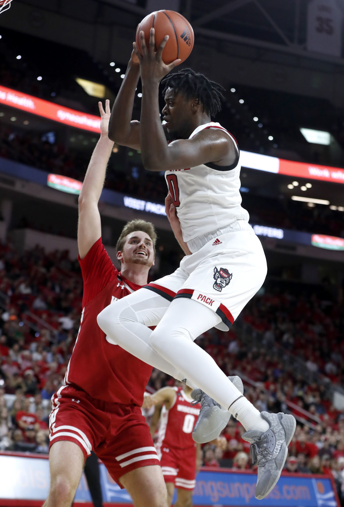 Wolfpack 69, Badgers 54